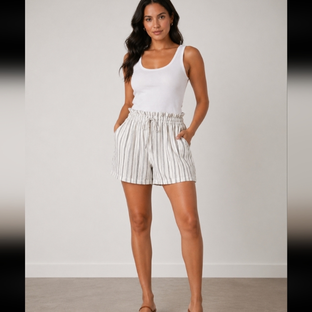 ELLEN TRACY Medium Linen Blend Elastic Waist Drawstring Shorts w Pockets